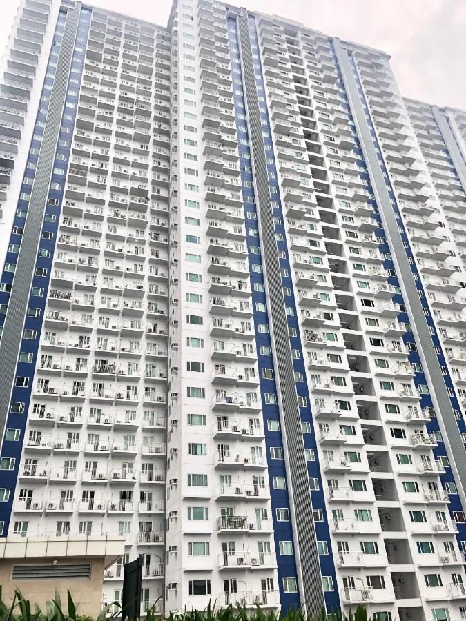 Myrvin At Grass Residences, Qc Manila Exteriör bild