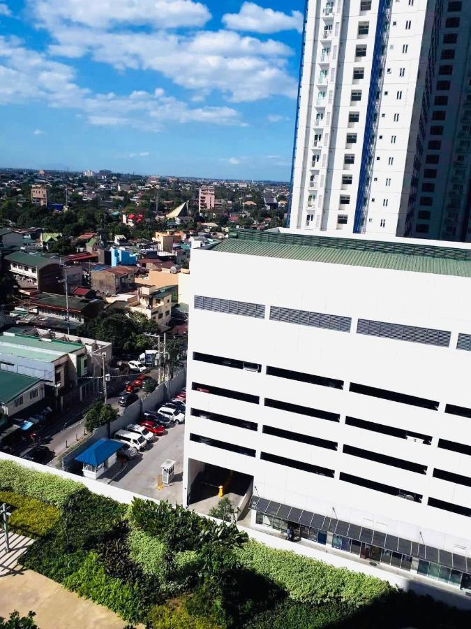 Myrvin At Grass Residences, Qc Manila Exteriör bild